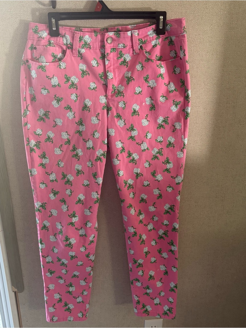 Women’s Pink Floral Print pants